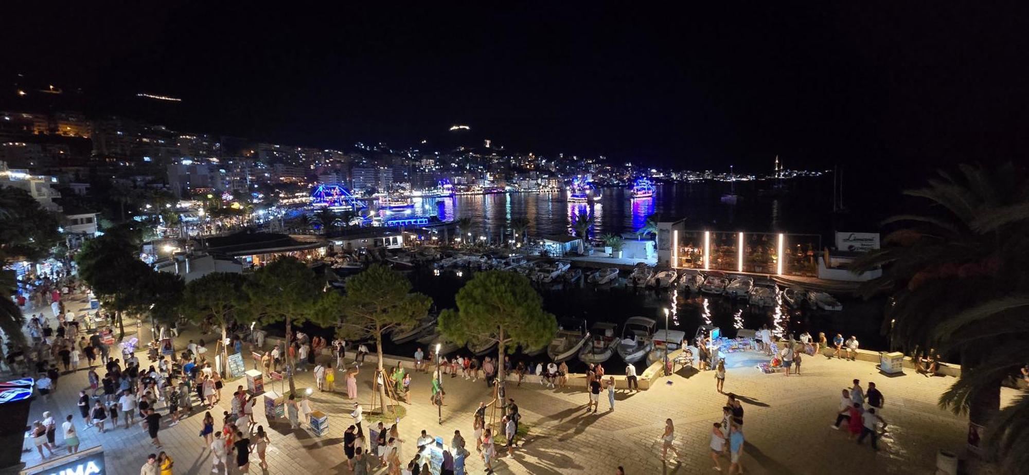 Lion Gate Hotel Sarandë Exterior foto