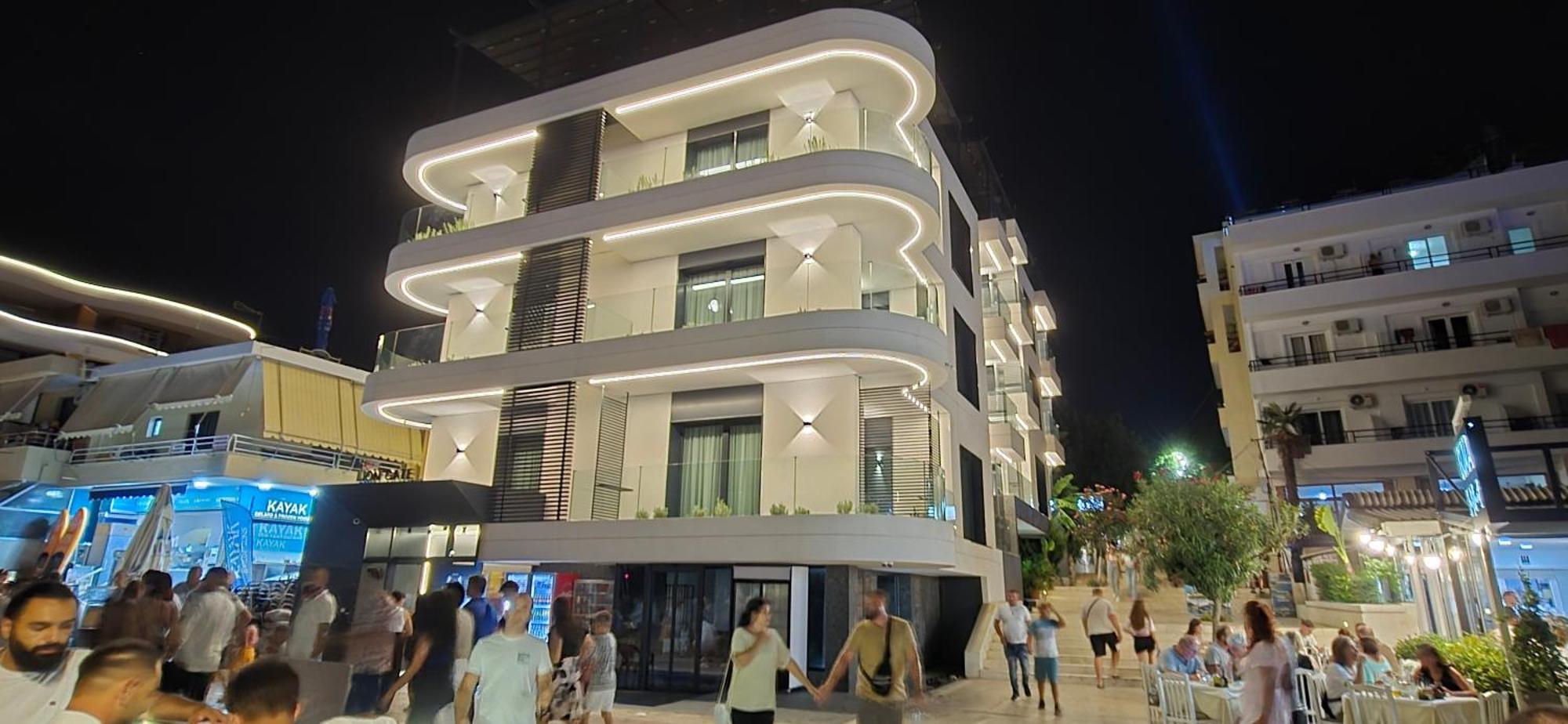 Lion Gate Hotel Sarandë Exterior foto